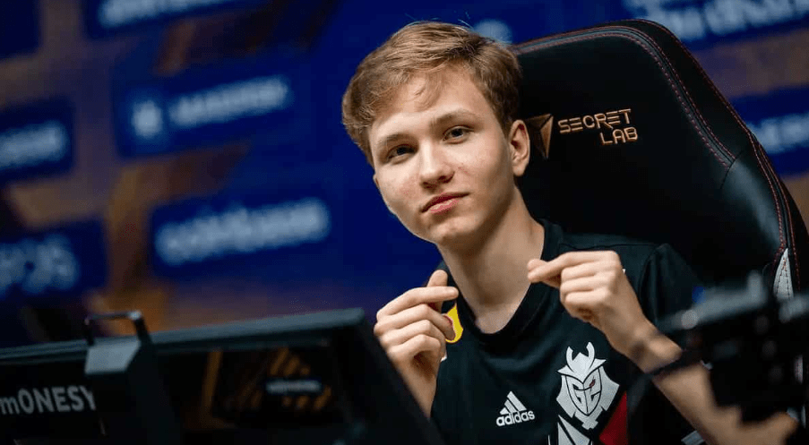 Los logros de m0NESY en contraste con los de ZywOo en 2024