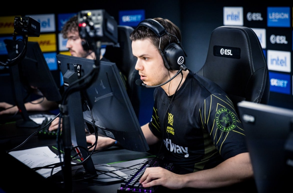 Ninjas in Pyjamas-spiller under et Counter-Strike-arrangement