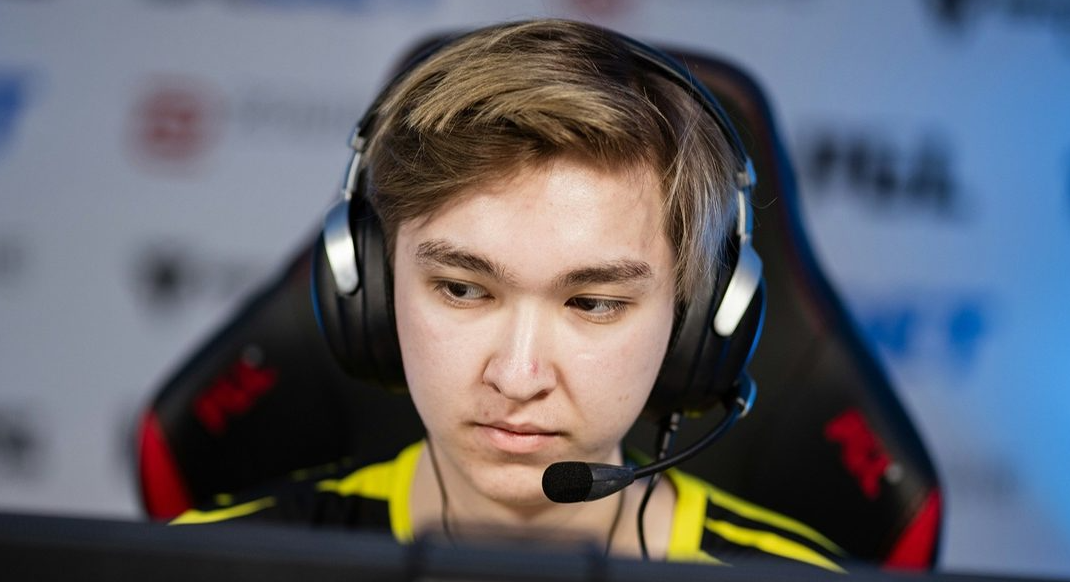 ICY가 Virtus.pro에서 비활동 상태가 되었습니다 – 그의 자리는 b1st가 차지했습니다